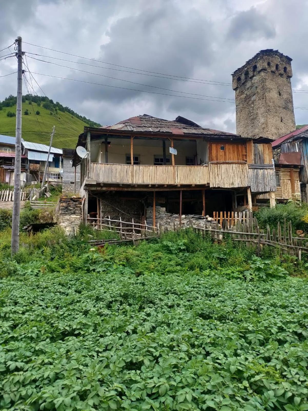 Guest House "Betqil" Adishi Exteriér fotografie