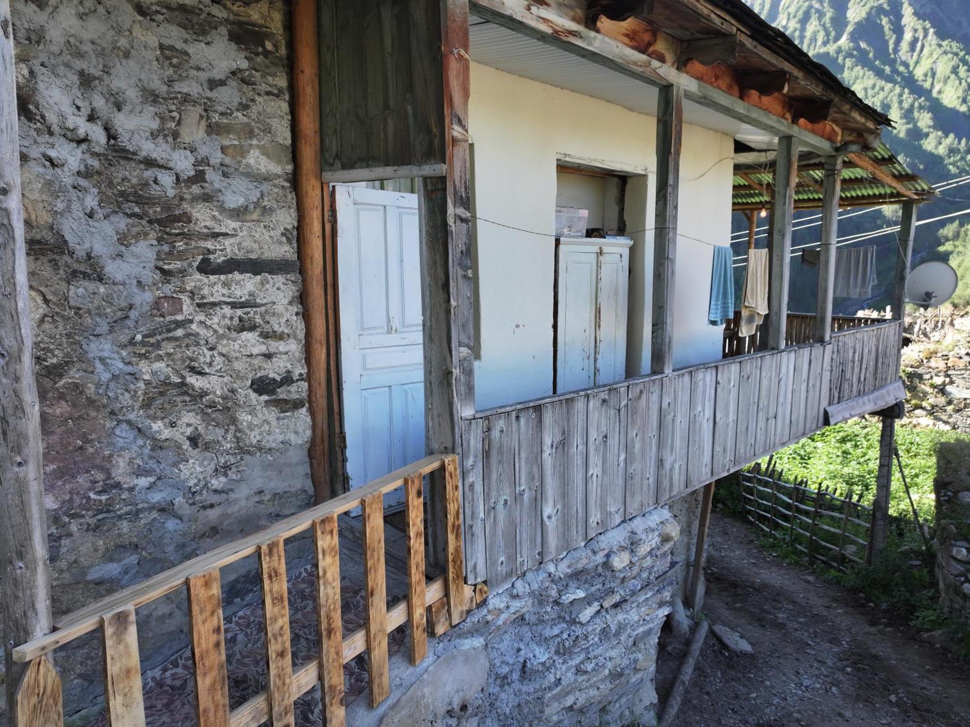 Guest House "Betqil" Adishi Exteriér fotografie